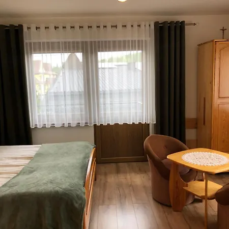 Dw Basia I Pansiyon Bialka Tatrzanska